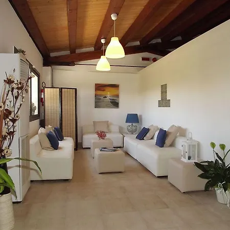Hotel Aria Di Mare 3*
