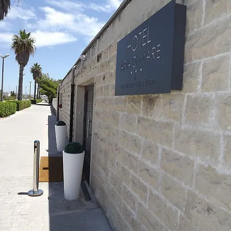 מלון Aria Di Mare מרינה די רגוזה