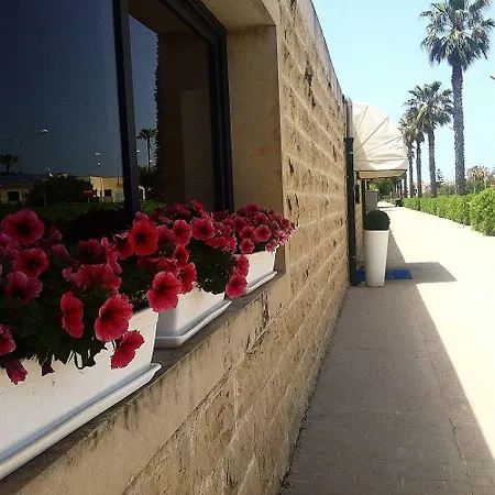 Aria Di Mare מלון 3*